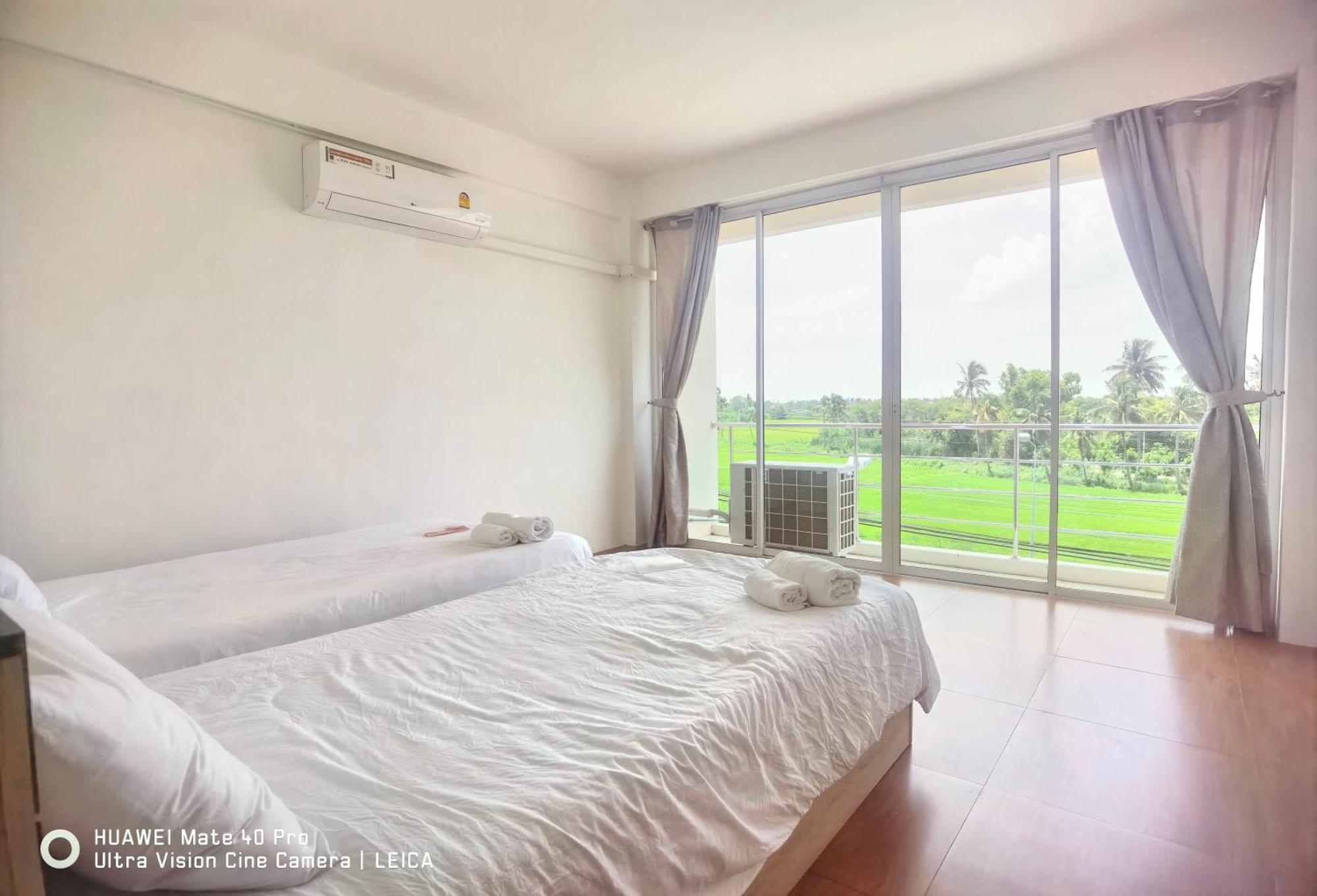 Отель 115 Townhouse Ban Khlong Krang Экстерьер фото