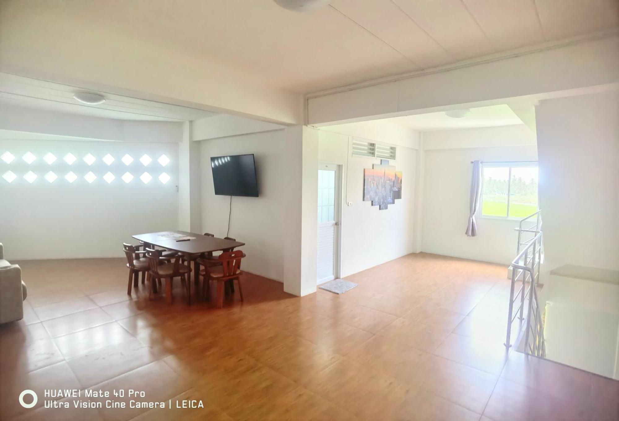 Отель 115 Townhouse Ban Khlong Krang Экстерьер фото