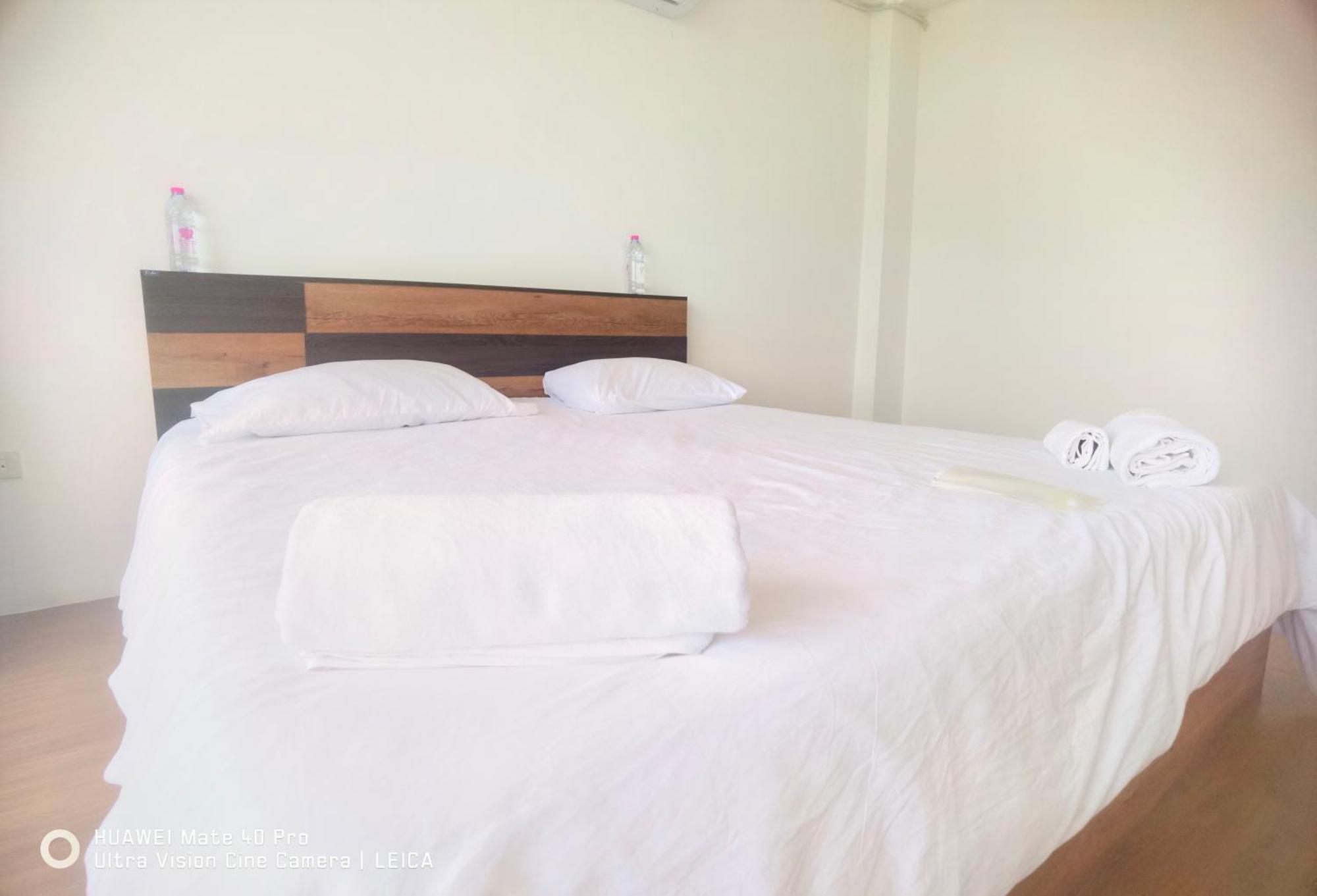 Отель 115 Townhouse Ban Khlong Krang Экстерьер фото